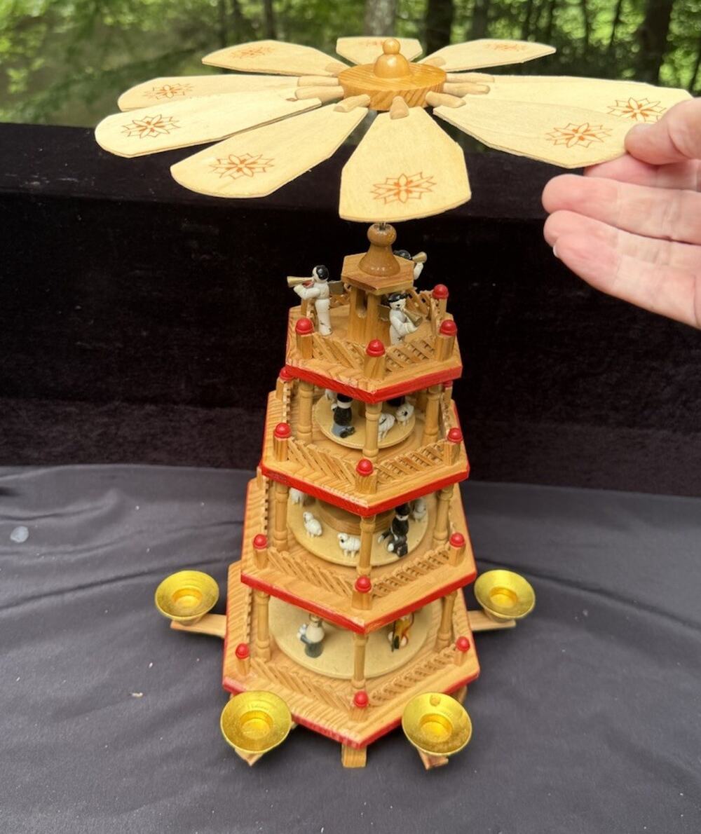 Vintage Lillian Vernon 4 Tier Wood Christmas Spinning Pyramid Complete